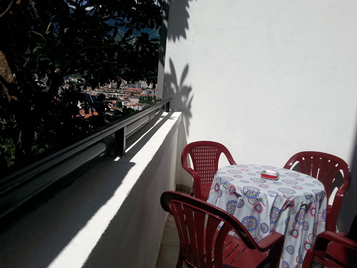 Iskra Appartement Budva Buitenkant foto