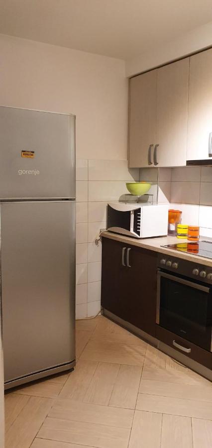 Iskra Appartement Budva Buitenkant foto